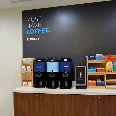 Holiday Inn Express & Suites Broomfield By Ihg Eksteriør billede